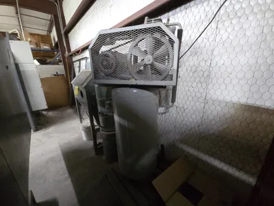 Used _UNKNOWN_ _UNKNOWN_ Tank Mounted Air Compressors Texas US | IRS Auction #1325864