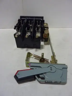 USED ALLEN BRADLEY 1494V-DS30 SER A