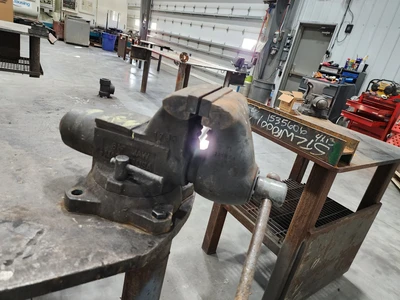 Welding Table with Wilton 6″ Vise