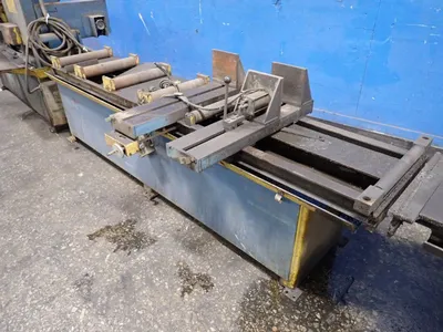Hem Inc 32" X 14" Horizontal Band Saw