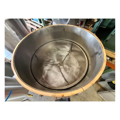 Used Stainless Steel Liquid Strainer Tank 395 Gallon Capacity w/ CIP spray ball