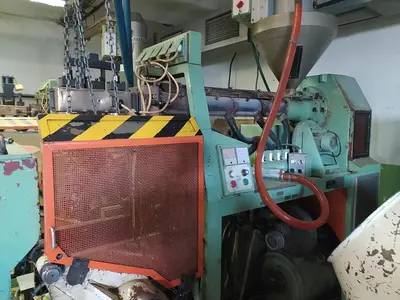 Used 1991 CHODOS M002 Injection Molding Machines CZ | Amaron s.r.o. #1065045