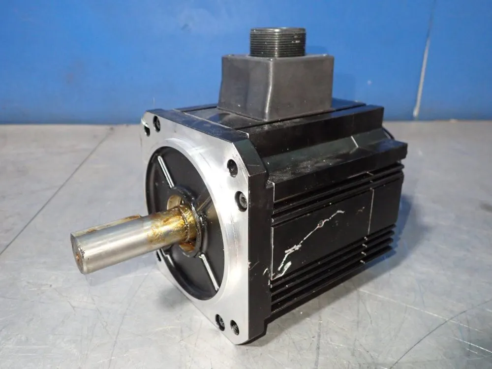 New | in-Stock OMRON R88MK90010FBS2 Servo Motors | HGR 24 #730716