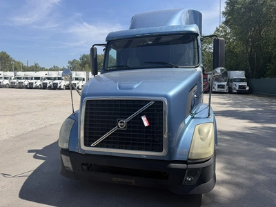 Used 2010 VOLVO VNL Conventional trucks Indiana US | Miedema Asset Management Group #1414542