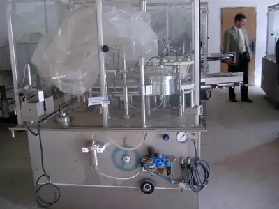Farmomac F 57V Filling Line Liquid | Perry Equipment (18)