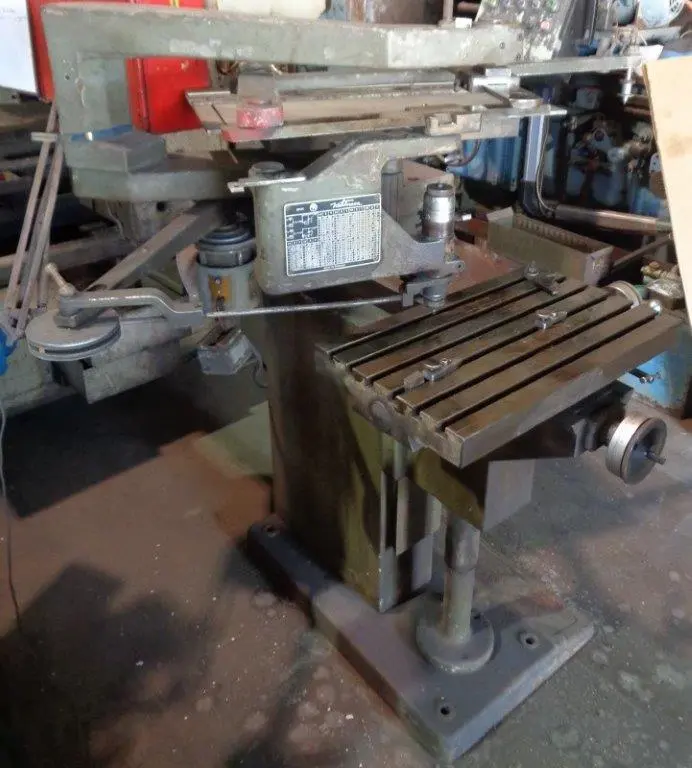 Used KUHLMANN GM1-2 Engravers Texas US | Universal Metalworking Equipment #1281035