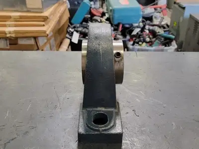 Pillow Block Bearing 2.95" Bore, P215