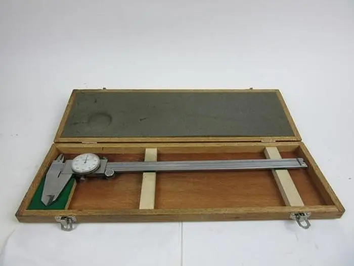2 Mitutoyo Dial Indicator micrometer