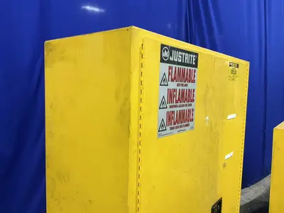 USED JUSTRITE 894500
