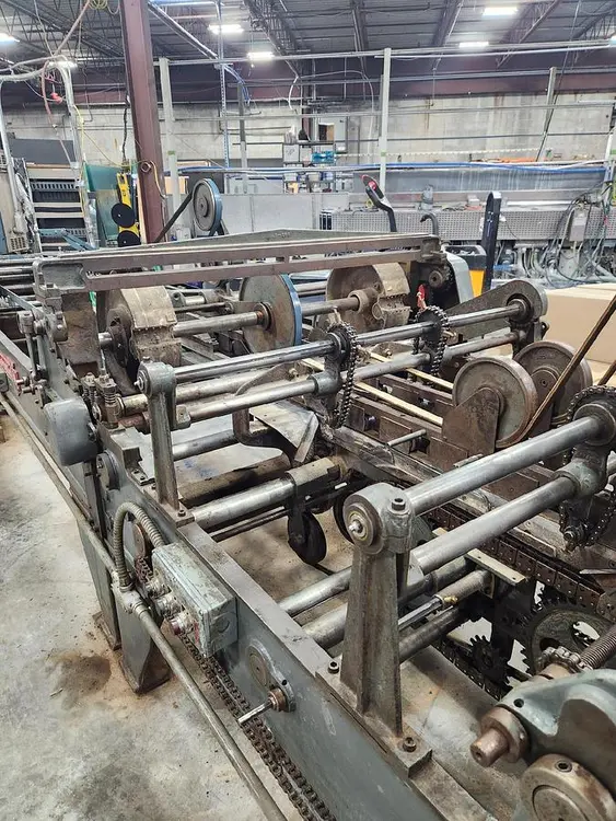 Used RIGHT ANGLE FOLDER GLUER _UNKNOWN_ Folder/Gluer Machines | Paper Converting Equipment #395789