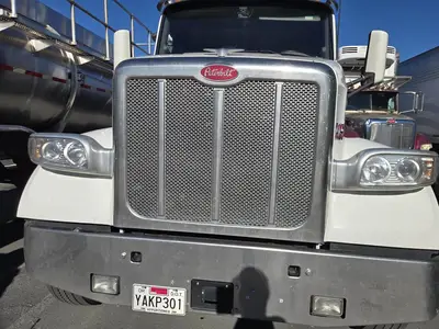USED 2022 PETERBILT 567