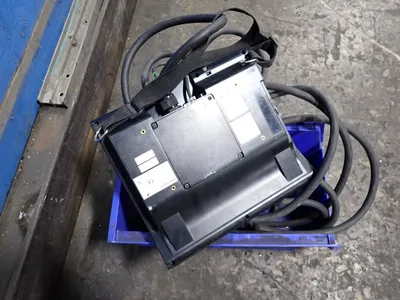 Used HAKKE ELECTRONICS CO V808ICH4 Robots | HGR 24 #734509