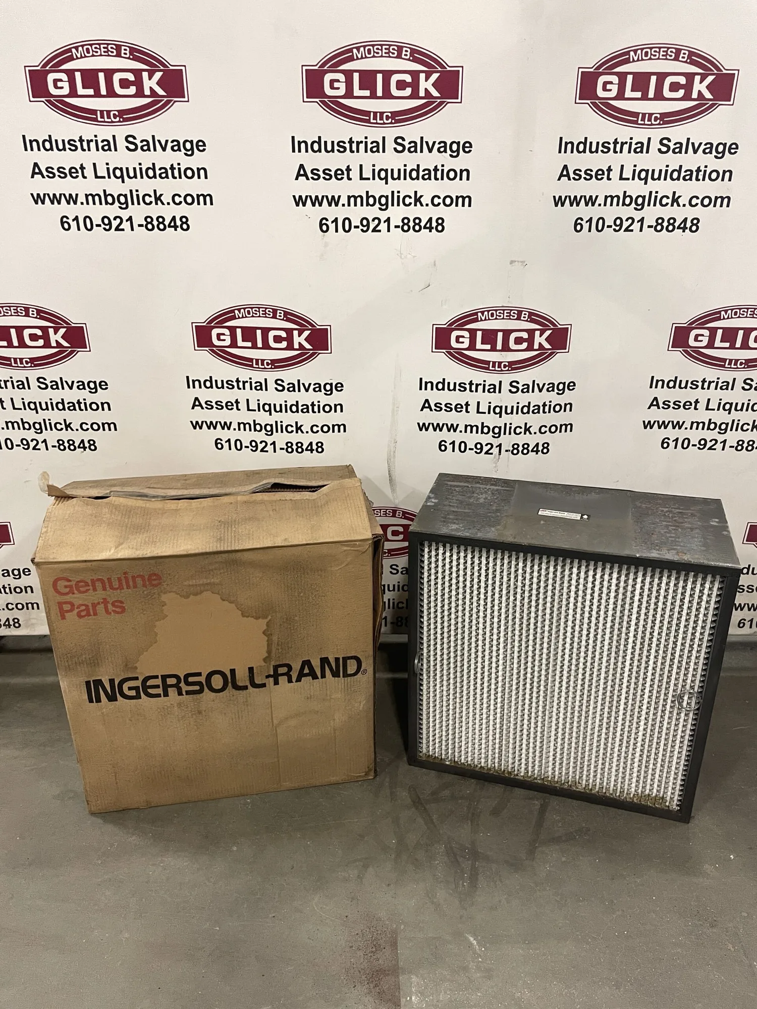 IR Ingersoll-Rand 67731158 Air Filter 24″ X 24″ X 11.5″ -NIB