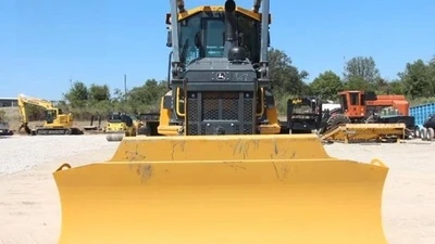 USED 2023 Deere 700 P-TIER XLT