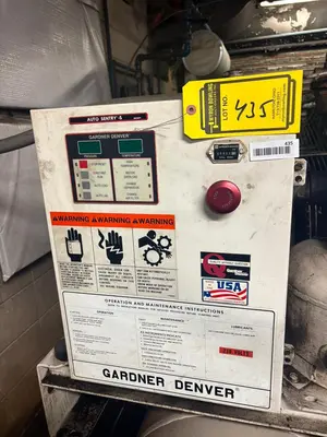 Used _UNKNOWN_ _UNKNOWN_ Tank Mounted Air Compressors Ohio US | Myron Bowling Auctioneers Inc #1504658