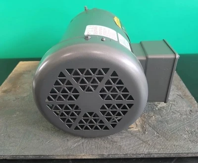 NEW Baldor M3556T-8