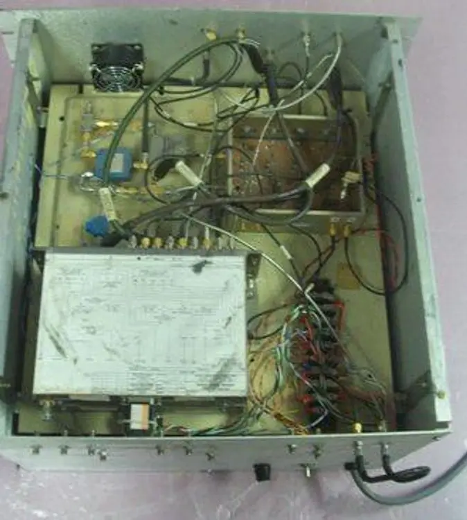 Used _UNKNOWN_ 1204D WITH 2 PIN OUTPUT PLUG. (2 HAVE 4 PIN OUTPUT PLUG. Modems Texas US | Bamko Surplus Process Equipment #938318