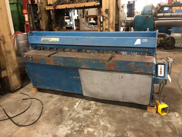 Used EDWARD TRUCUT 2.5/2000 Power Squaring Shears (Inch) | D & D Industries #438229