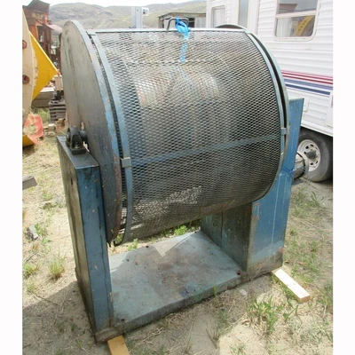 US Stoneware 23in Dia. x 33in Long Batch Mill