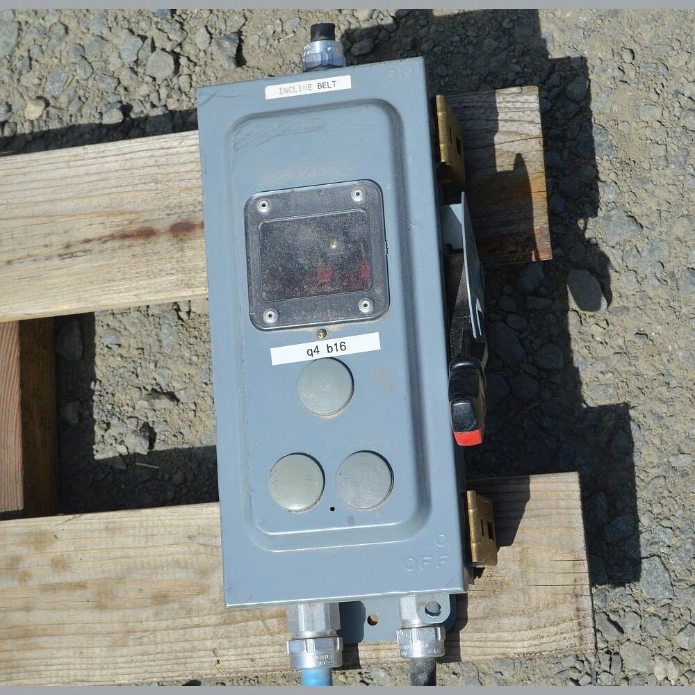 Square D 30 Amp Non-Fusible Disconnect