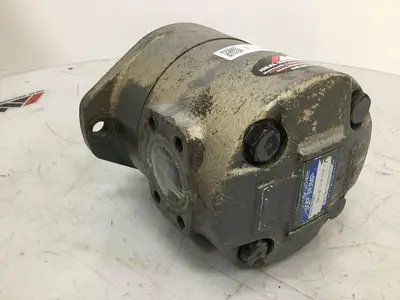 USED SPERRY VICKERS SQP3-32-1B-15-S104