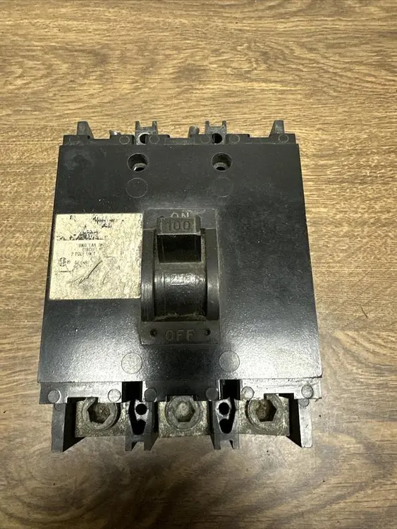 Used SQUARE D Q2L3100 Circuit Breakers | Surplus Asset Holdings #1188980