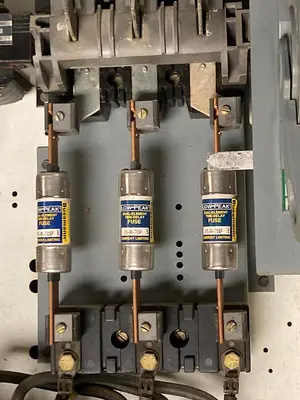 Used ALLEN-BRADLEY 2112B-DAB-6-26 Starters | Surplus Asset Holdings #1205168
