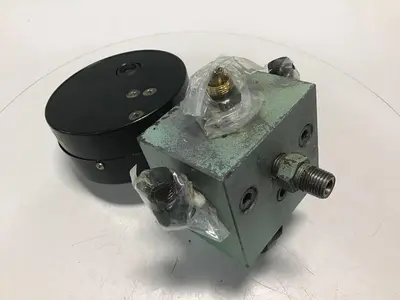 USED NISSEI 6244987