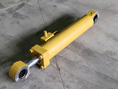 USED CATERPILLAR 180-8500
