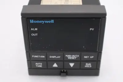HONEYWELL DC230L-E0-00-10-0A00000-00-0 TEMPERATURE CONTROLLER STOCK K-385-D