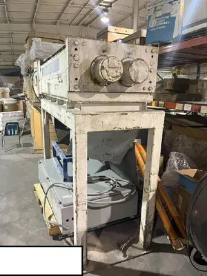 USED 2004 SHRED-TECH ST-75E