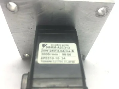 SGMM-A2C313 | Yaskawa  Servo Motor 4mm Shaft - Used