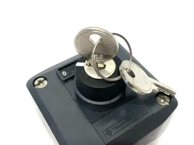 Used Knapp Switch H.M. Keyed Switch, Plastic Enclosure, CABLE CUT Switch Parts Michigan US | Maverick Industrial Sales #1401249