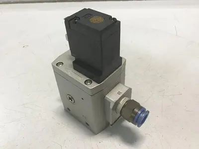 USED SMC AV3000