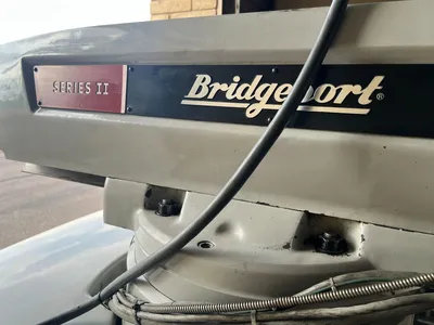 USED BRIDGEPORT SERIES II 4 HP VERTICAL MILL