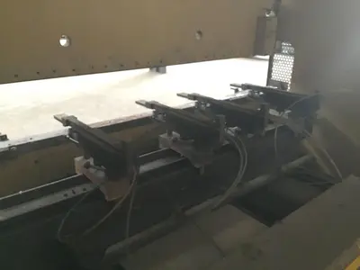 USED COLLY 63 TON X 2500 MM CNC