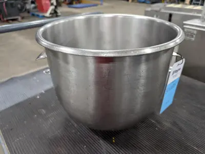 Hobart Style SS 20 Qt. Mixer Bowl