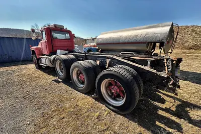 Used 1975 MACK R600 Cab Chassis trucks Pennsylvania US | Proxy Equipment #1385106