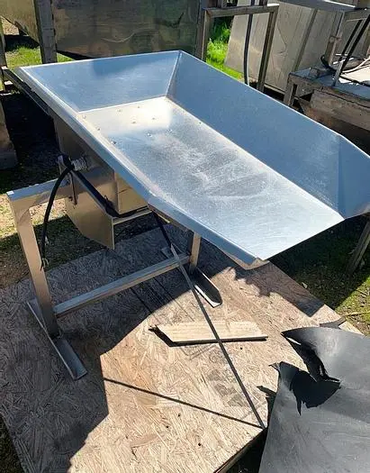Feeder, Vibratory, 10" x 24", S/st, #S743933