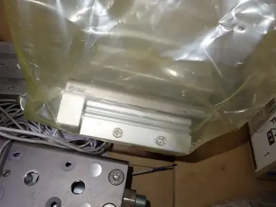 Used SMC MXQ2050ZDA93L / MXQ20A20Z Cylinders | HGR 24 #731193