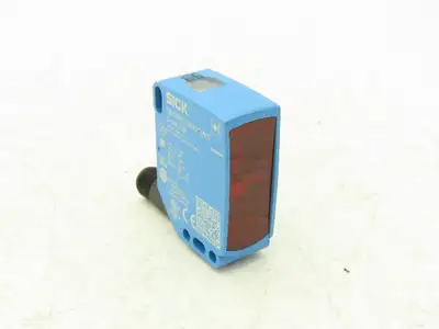 Sick WE016P-24162100A00 Photoelectric Proximity Sensor 0-10m Sensing Range