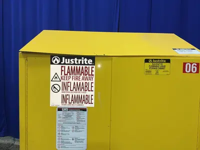 Used JUSTRITE 894520 Cabinets Ohio US | HGR 24 #1456142