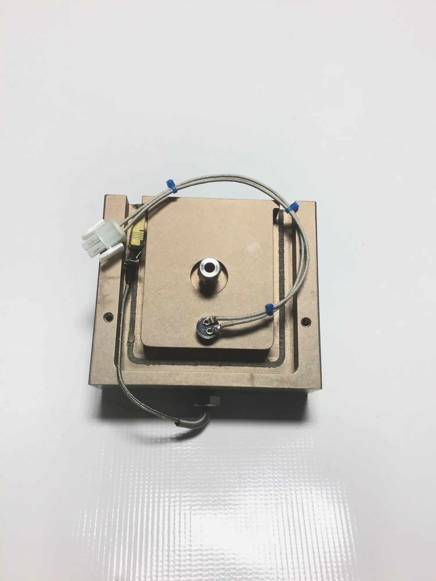PSE&G Co M0001352 Ultra High Frequency (UHF) RFID Antenna