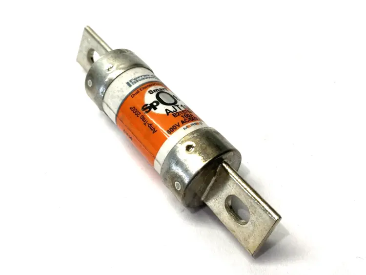 Used MERSEN DUAL-ELEMENT TIME-DELAY FUSE 600V 100A SHELFWARE Fuses Michigan US | Maverick Industrial Sales #1090095