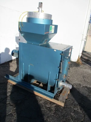 Mann & Hummel Una-Dyn-Protec, plastic mixer