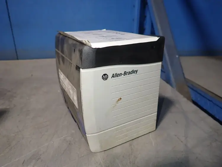 Used ALLEN BRADLEY 1756PA75/B Power Supplies | HGR 24 #738826