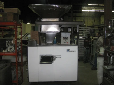 USED BENIER B7530