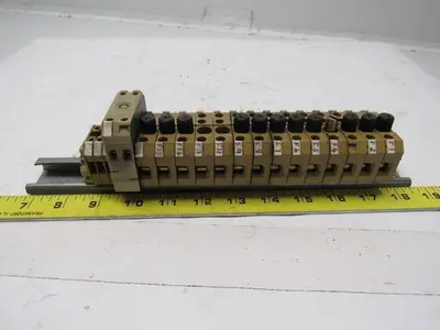 Klippon SAK S3/32 Terminal Block Din Rail Mount Connector Fuse Lot of 29 Blocks