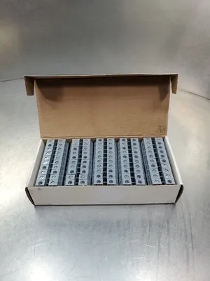 Entrelec 1SNA115120R1700 Terminal Block, Lot of 50. 4D-11