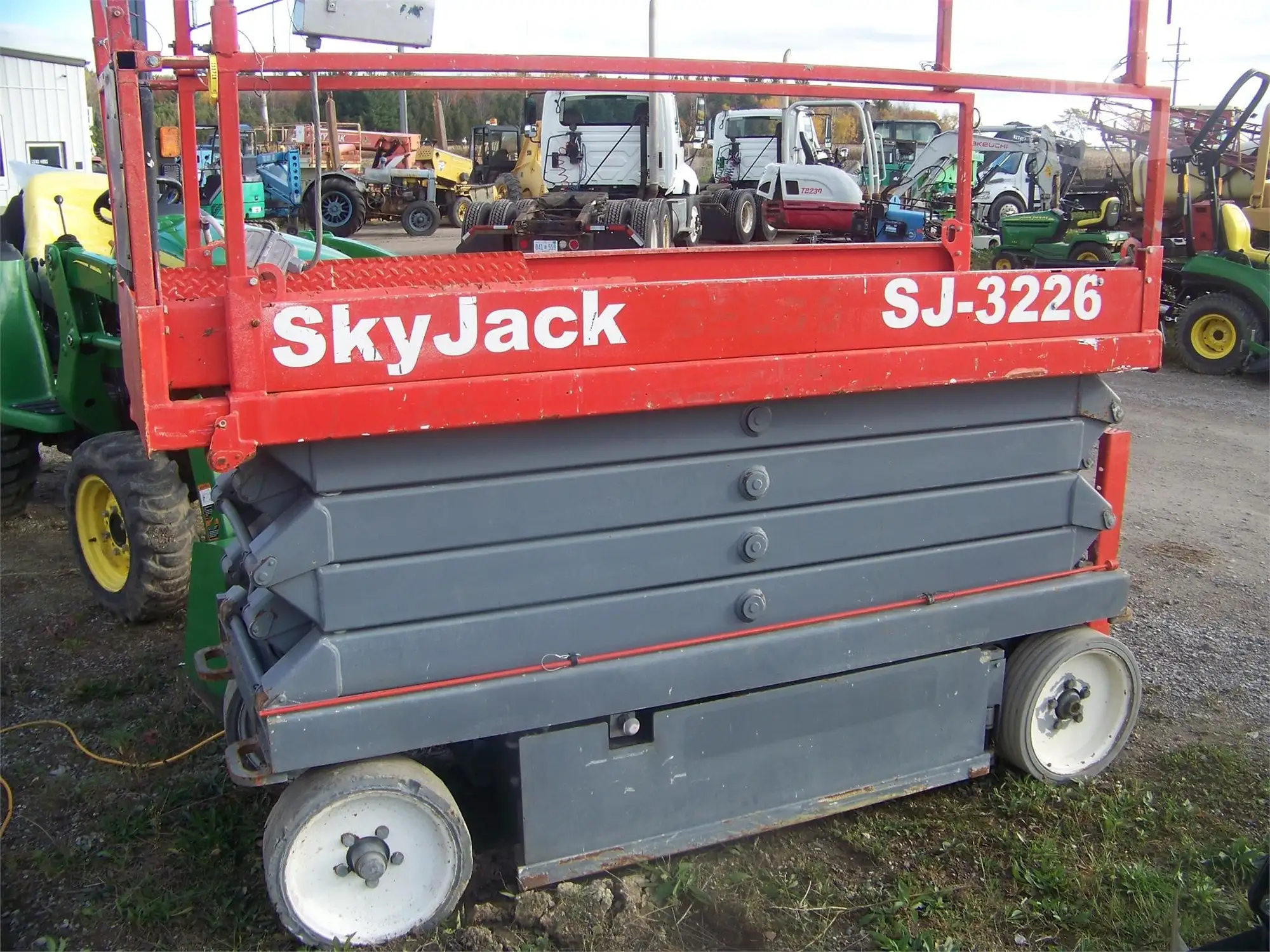 Used 2014 SKYJACK SJIII3226 Scissor Lifters Michigan US | NAS Sales #1557035